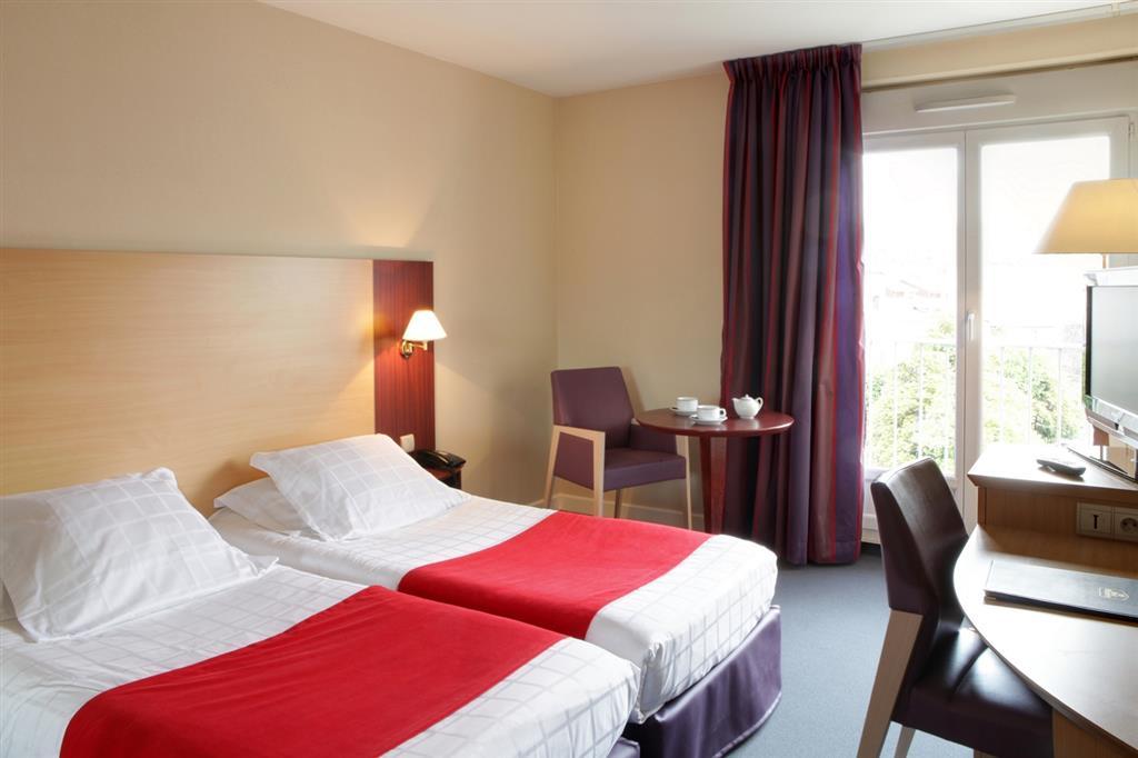 Hotel Ibis Styles Clermont-Ferrand Gare Екстер'єр фото