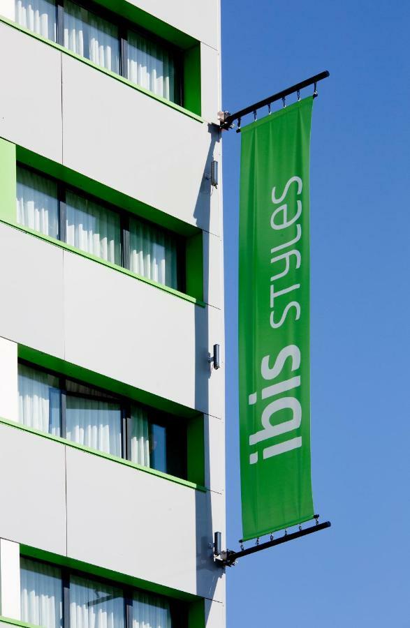 Hotel Ibis Styles Clermont-Ferrand Gare Екстер'єр фото